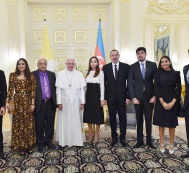 A meeting between President Ilham Aliyev and Roman Pontiff Francis takes place 
